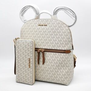 🍓NWT Michael Kors Dallas Backpack with Wallet